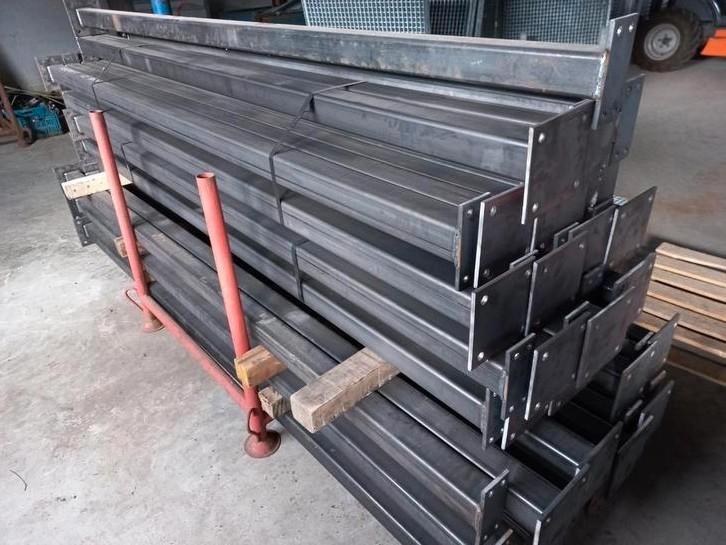 Stalen kokers / ijzeren kokers / staanders, Doe-het-zelf en Verbouw, Metalen, Nieuw, IJzer, Ophalen