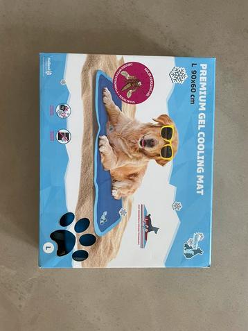Koelmat honden / cooling mat beschikbaar voor biedingen
