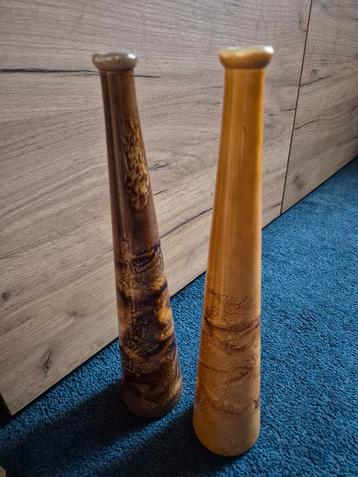 Set van 2 Enkel Bloem Steel Vaasjes . beschikbaar voor biedingen