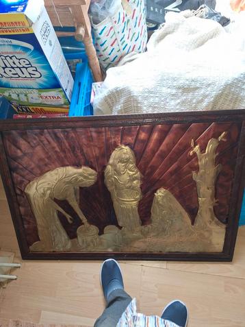 Koperen Kunstwerk met Houten Frame beschikbaar voor biedingen