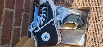 Converse hoog zwart zo goed als nieuw beschikbaar voor biedingen