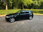 BMW 1-Serie 1.6 116I 5DR 2008 Zwart Business, Auto's, BMW, 1-Serie, Achterwielaandrijving, 1599 cc, 4 cilinders