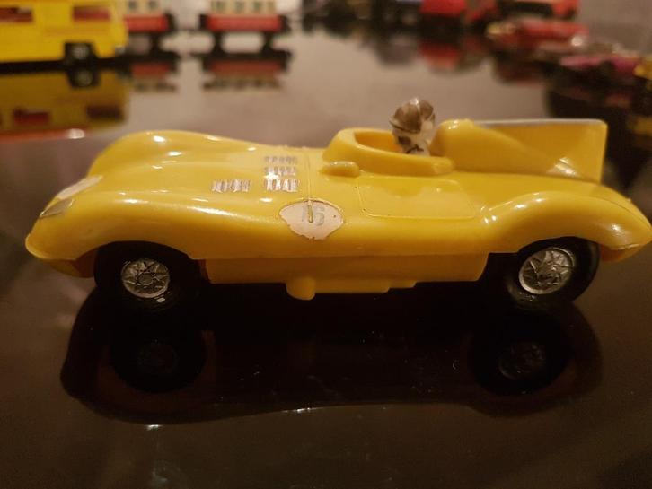 twee zeer unieke jaren '50 antieke isat toys auto's €175, Antiek en Kunst, Antiek | Speelgoed, Ophalen of Verzenden