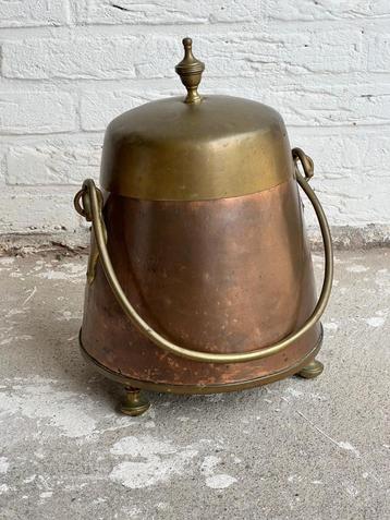 Koperen doofpot met messing deksel en hengsel - 35 cm hoog beschikbaar voor biedingen
