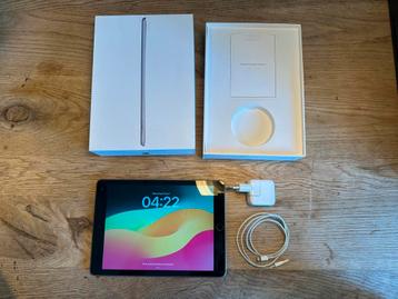Apple iPad 6e Generatie 32GB Wi-Fi 9.7” Zilver beschikbaar voor biedingen