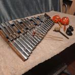 Klokkenspel en div slaginstrumenten., Ophalen, Melodische percussie