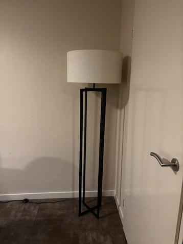 Light en Living Vloerlamp beschikbaar voor biedingen