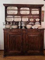 Hele mooie kast prachtige kleur erop, Antiek en Kunst, Ophalen