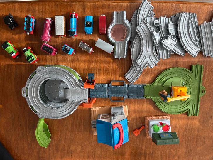 Thomas de Trein Set - IJzeren Wagonnetjes, Kinderen en Baby's, Speelgoed | Thomas de Trein, Gebruikt, Ophalen