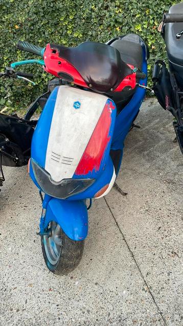 Gilera runner IN ONDERDELEN beschikbaar voor biedingen