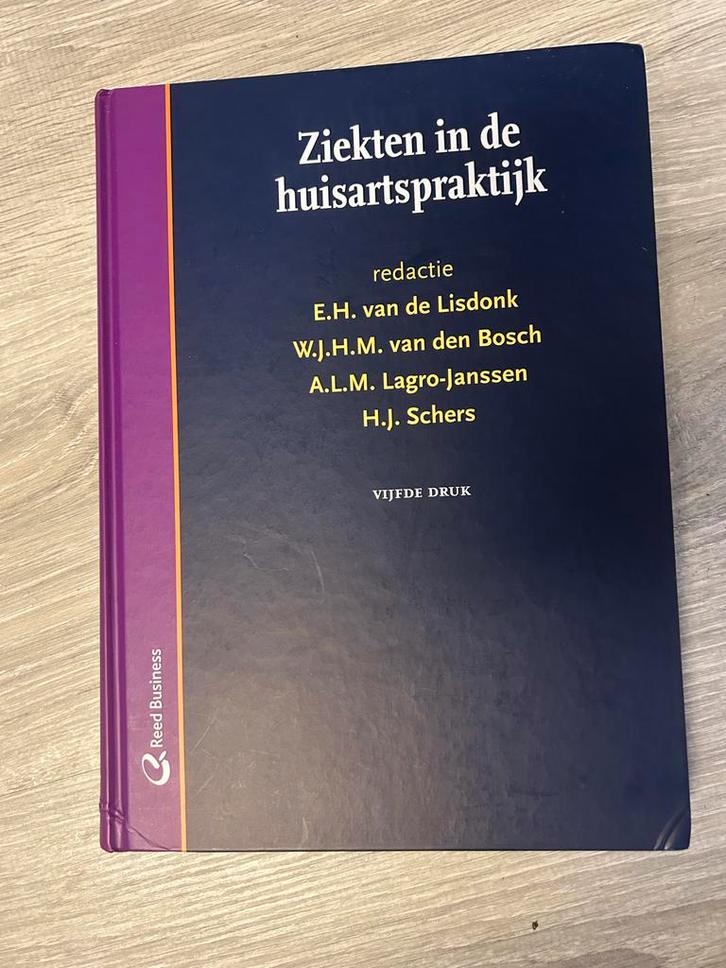 Ziektes in de huisartspraktijk - Vijfde druk, Boeken, Gezondheid, Dieet en Voeding, Zo goed als nieuw, Ziekte en Allergie, Ophalen of Verzenden