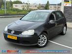 Volkswagen Golf 1.6 FSI Comfortline // AIRCO // KETTING GEDA, Voorwielaandrijving, Gebruikt, 4 cilinders, Zwart