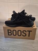 Yeezy Boost 350 V2 Onyx Zwart maat 40, Kleding | Heren, Schoenen, Ophalen of Verzenden, Zo goed als nieuw, Zwart