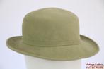 Vintage Dameshoed VEB zacht groen 55 = S tot XS, 55 cm (S, 6⅞ inch) of minder, Hoed, VEB, Ophalen of Verzenden