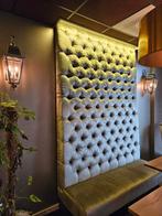 3x Gestoffeerde wandbank met hoog, gecapitonneerd wandpaneel, Huis en Inrichting, Banken | Bankstellen, Ophalen, 75 tot 100 cm