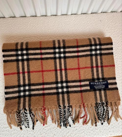 Burberry sjaal Nova Check 100% Lamswol, Kleding | Dames, Mutsen, Sjaals en Handschoenen, Zo goed als nieuw, Sjaal, Ophalen of Verzenden