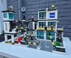 Lego Politiebureau uitgebreide set, Ophalen of Verzenden, Zo goed als nieuw, Complete set, Lego