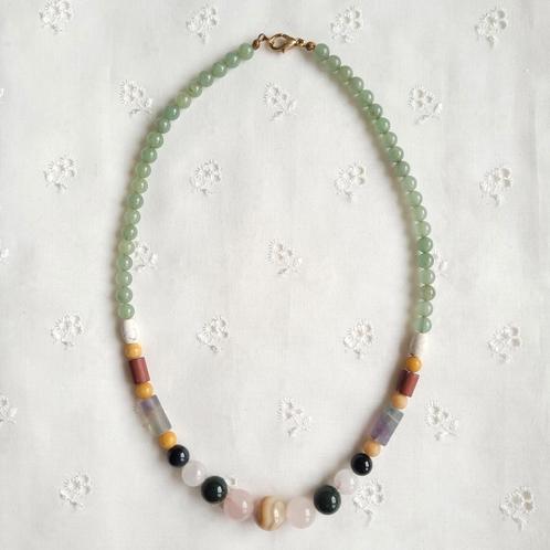 Vintage edelstenen ketting, Sieraden, Tassen en Uiterlijk, Kettingen, Zo goed als nieuw, Steen of Mineraal, Groen, Met edelsteen