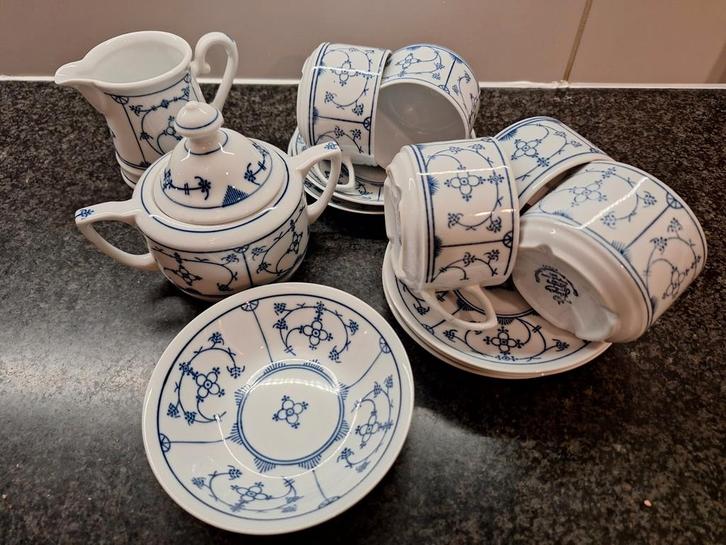 Jager Eissenberg Servies, Huis en Inrichting, Keuken | Servies, Kop(pen) en/of Schotel(s), Overige stijlen, Porselein, Ophalen of Verzenden
