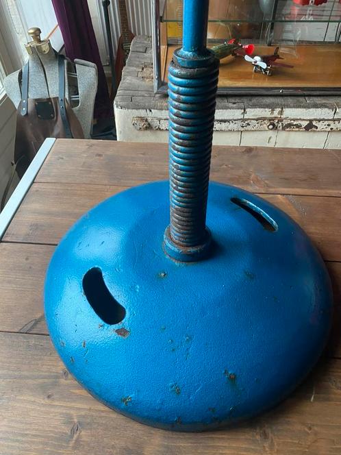 Boksen Boksbal Leer en metaal Antiek Manvave, Antiek en Kunst, Curiosa en Brocante, Ophalen
