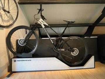 Mondraker Raze (L) beschikbaar voor biedingen