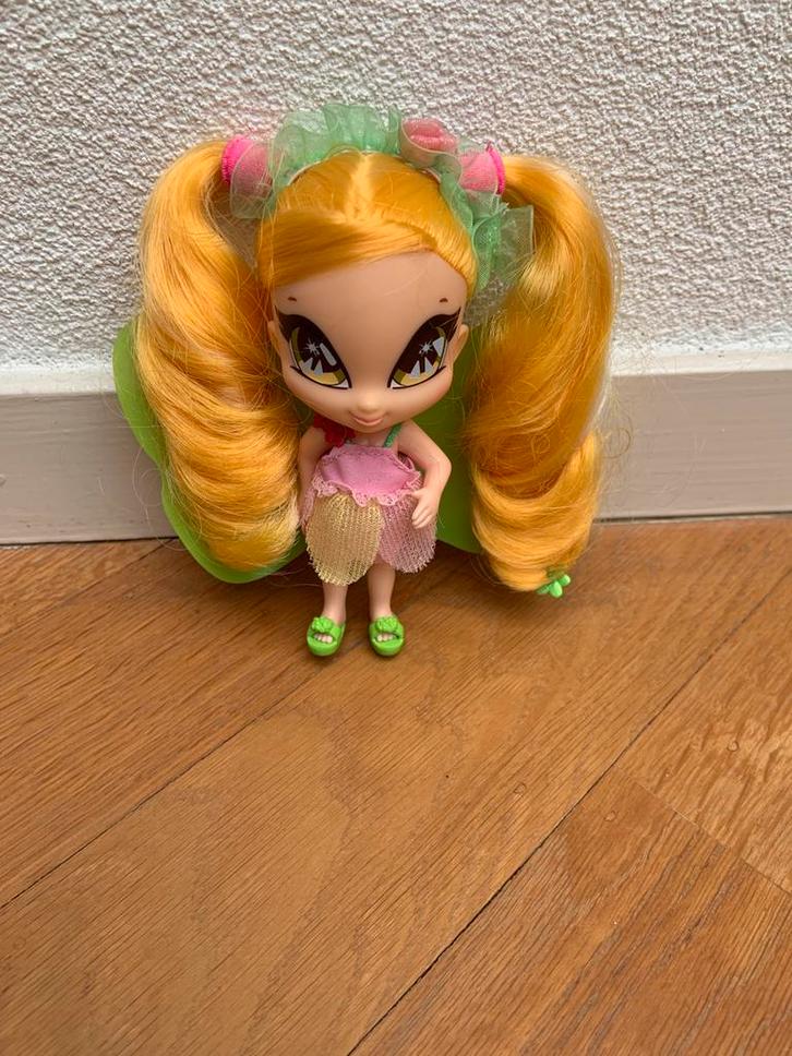 Winx Club PopPixie Chatta, Verzamelen, Poppen, Zo goed als nieuw, Fashion Doll, Ophalen of Verzenden