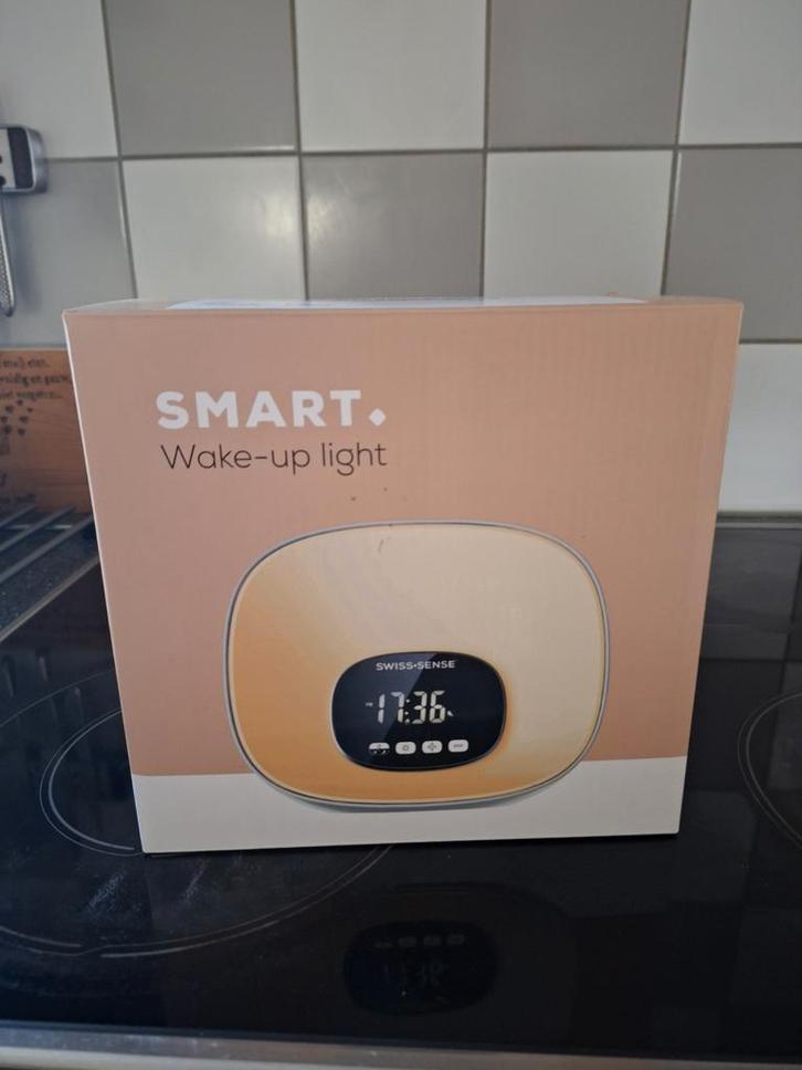 Swiss Sense Wake Up Light - Nieuw in Doos!, Witgoed en Apparatuur, Wekkers, Nieuw, Digitaal, Ophalen of Verzenden