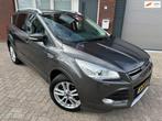 Ford Kuga 1.5 Titanium Styling Pack / Navi / Camera / Leder, Auto's, Parkeerassistent, 4 cilinders, Leder en Stof, Bedrijf