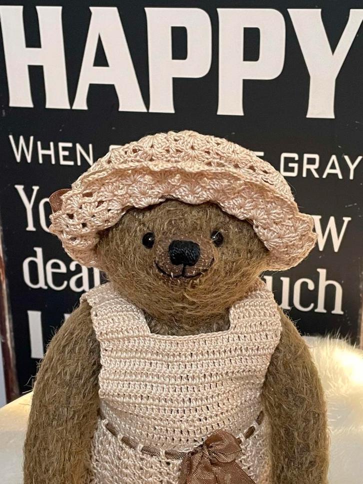 Prachtige artist mohair teddybeer met geurzakje, Verzamelen, Beren en Cherished Teddies, Zo goed als nieuw, Stoffen beer, Overige merken