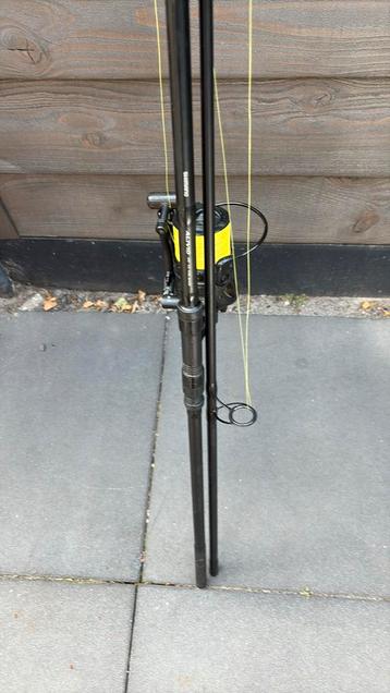 Spodhengel shimano met molen beschikbaar voor biedingen