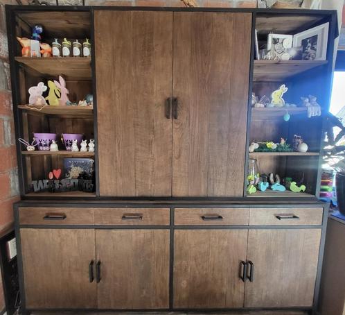 Eetplaats, Huis en Inrichting, Kasten | Buffetkasten, Zo goed als nieuw, 200 cm of meer, 200 cm of meer, 25 tot 50 cm, Met lade(s)
