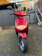 Nog een zeer mooie rode Peugeot Vivacity uit 2005, Ophalen, Gebruikt, Benzine, 50 cc