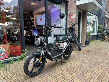 AGM Goccia E-scooter snorfiets snor 25 2021 beschikbaar voor biedingen