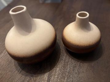 2 leuke Rouen Retro vaasjes! beschikbaar voor biedingen