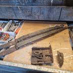 Antiek slot en scharnieren, Ophalen of Verzenden