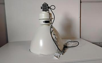 Industriele hanglamp nieuw beschikbaar voor biedingen