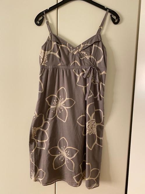 Zomerjurk spaghettibandjes Esprit grijs mt 38, Kleding | Dames, Jurken, Zo goed als nieuw, Maat 38/40 (M), Grijs, Knielengte, Ophalen of Verzenden