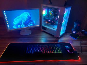 Witte RGB Game PC • i7-7700K • GTX1080 • 1TB • 16 GB beschikbaar voor biedingen