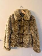 Faux furr coat, Kleding | Dames, Jassen | Winter, Beige, Maat 34 (XS) of kleiner, Ophalen of Verzenden, Zo goed als nieuw