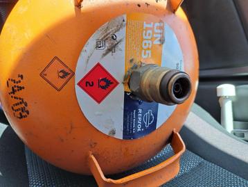 Gratis  gasfles Spaanse aansluiting nodig! beschikbaar voor biedingen