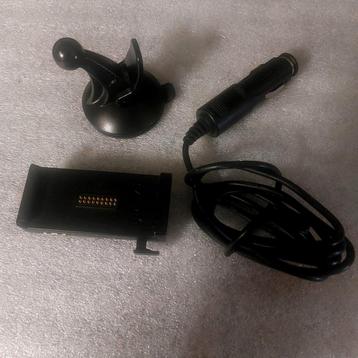 Garmin zumo 660 autohouder incl. voeding  beschikbaar voor biedingen