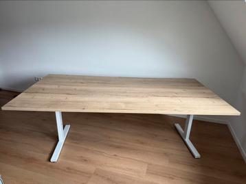 Bureau verstelbaar 100x200 heel goed staat