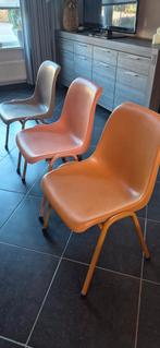 Prachtige kunststof stoelen, eetkamerstoelen, stapelbaar, Huis en Inrichting, Stoelen, Ophalen, Zo goed als nieuw, Overige kleuren