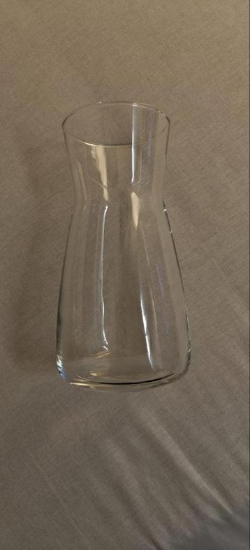12x Glazen Karaffen - Perfect voor Water/Wijn beschikbaar voor biedingen