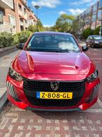 Private lease Peugeot 208 1.2 Puretech 100pk 2024 Rood, Auto's, Peugeot, Voorwielaandrijving, 100 pk, Origineel Nederlands, 1200 kg