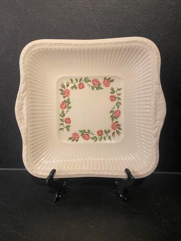 Wedgwood Rosalind schaal beschikbaar voor biedingen