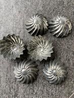 6 oude metalen bakvormen koekvormpjes waxinelicht houders, Ophalen of Verzenden