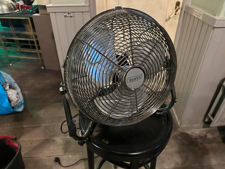 Donna Vloerventilator - Gebruikt, Witgoed en Apparatuur, Ventilatoren, Gebruikt, Vloerventilator, Ophalen of Verzenden