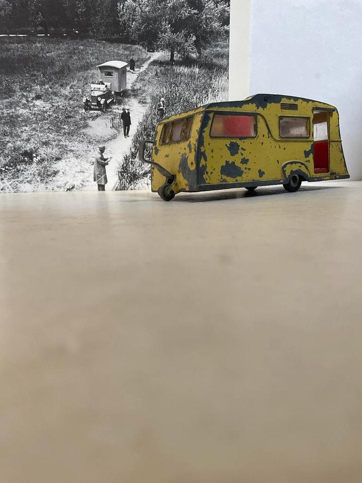 Dinky Toys Four Berth Caravan anno 1959, Hobby en Vrije tijd, Modelauto's | 1:43, Ophalen of Verzenden