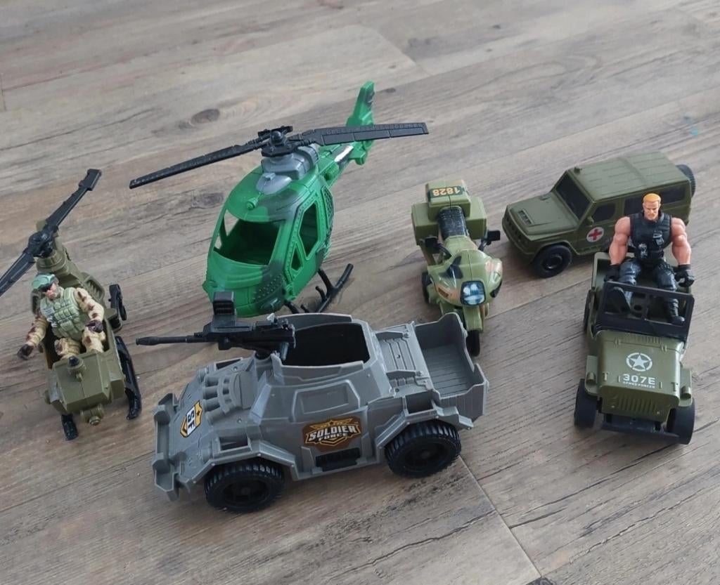 Leger speelgoed special forces, Kinderen en Baby's, Speelgoed | Actiefiguren, Ophalen of Verzenden, Zo goed als nieuw
